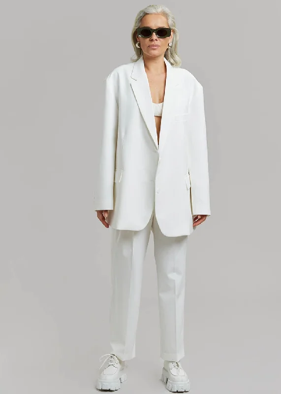 bea-blazer-white