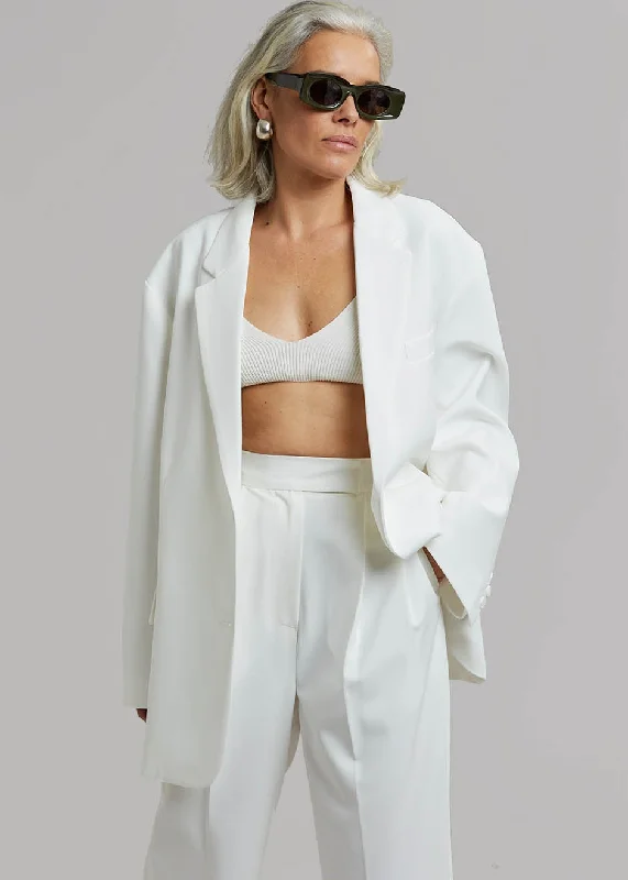 bea-blazer-white