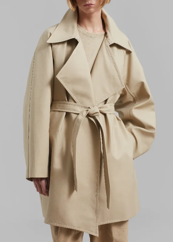 bene-trench-coat-beige