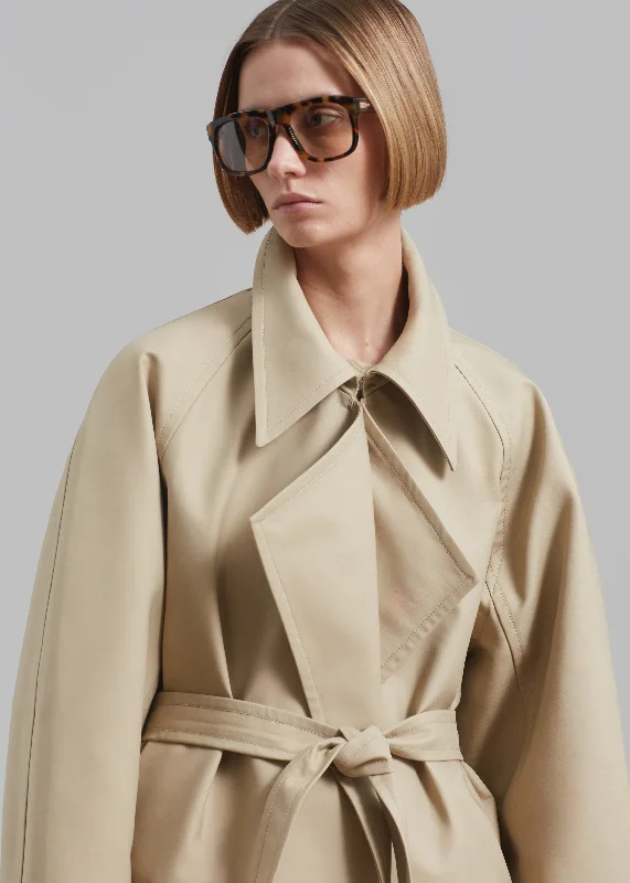 bene-trench-coat-beige