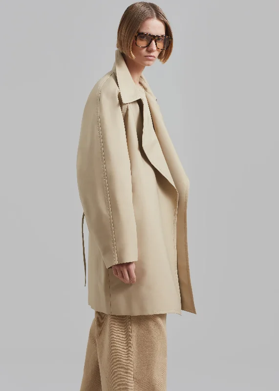 bene-trench-coat-beige