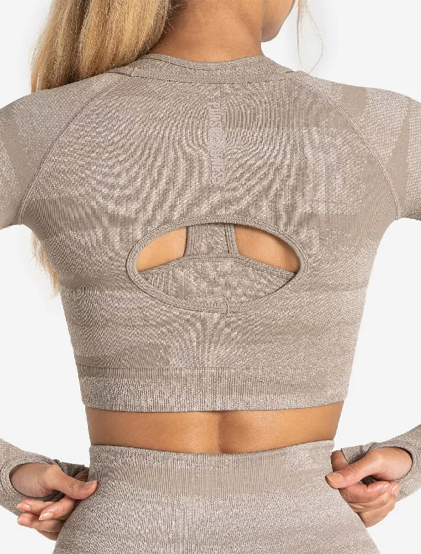 boost-seamless-long-sleeve-crop-top-neutral