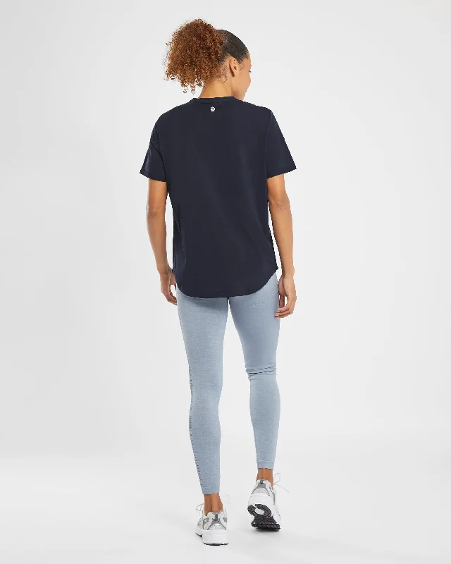 everyday-relaxed-t-shirt-navy