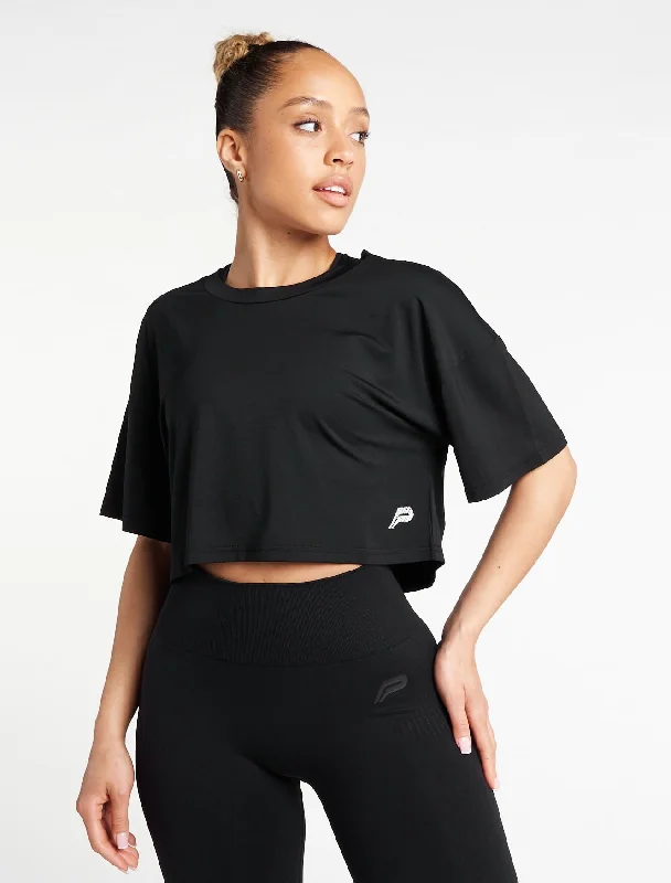 oversized-crop-t-shirt-black