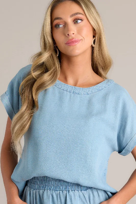 tranquil-tides-light-chambray-top